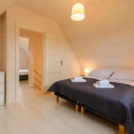 Sanmar-caloroczne Nad Morzem W Dziwnowku